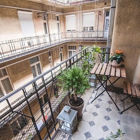 Lizmary'S Wonderland Lejlighed Budapest Eksteriør billede
